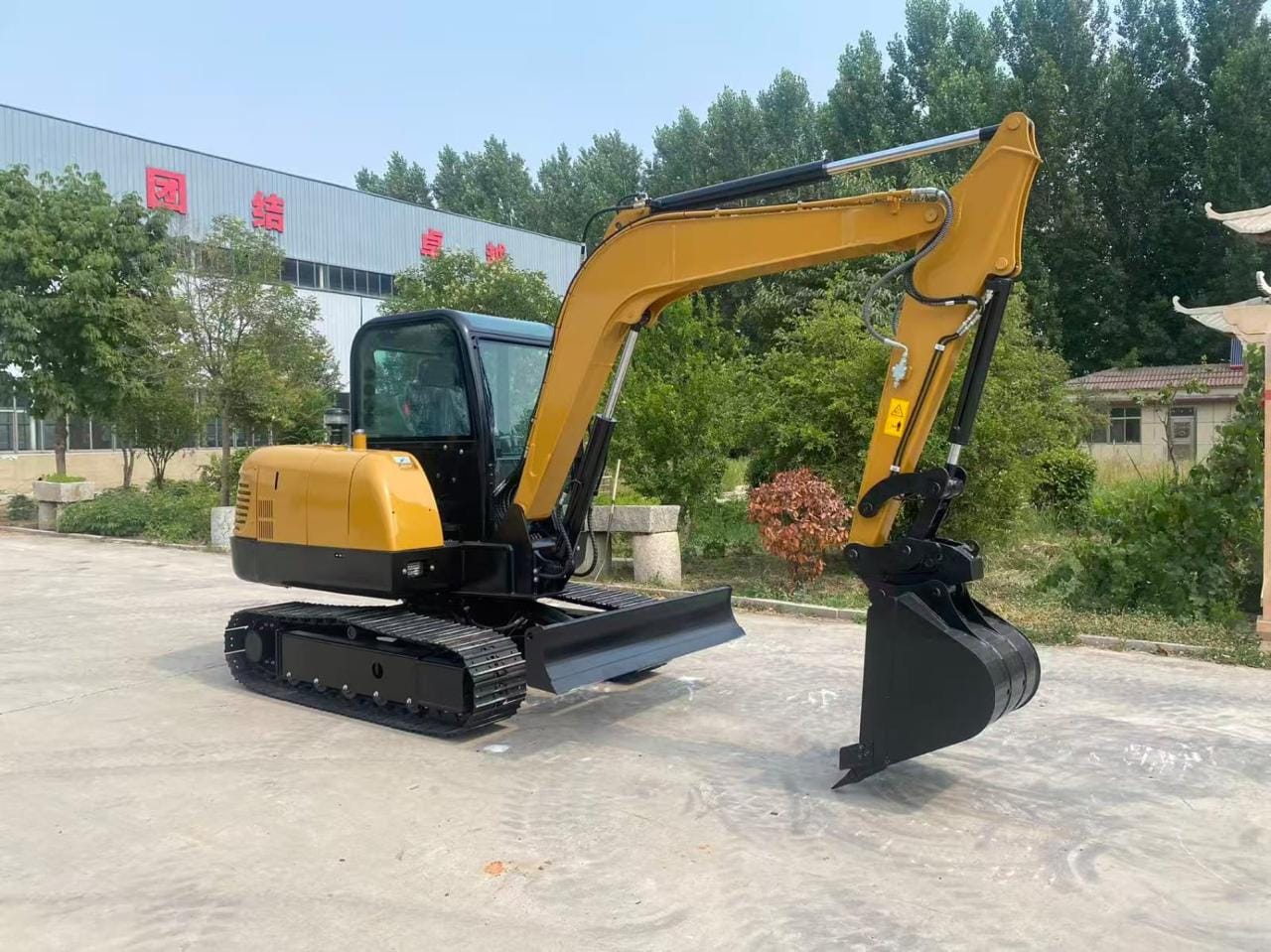 Мини-экскаватор FURD FWJ-900, 0.9 т